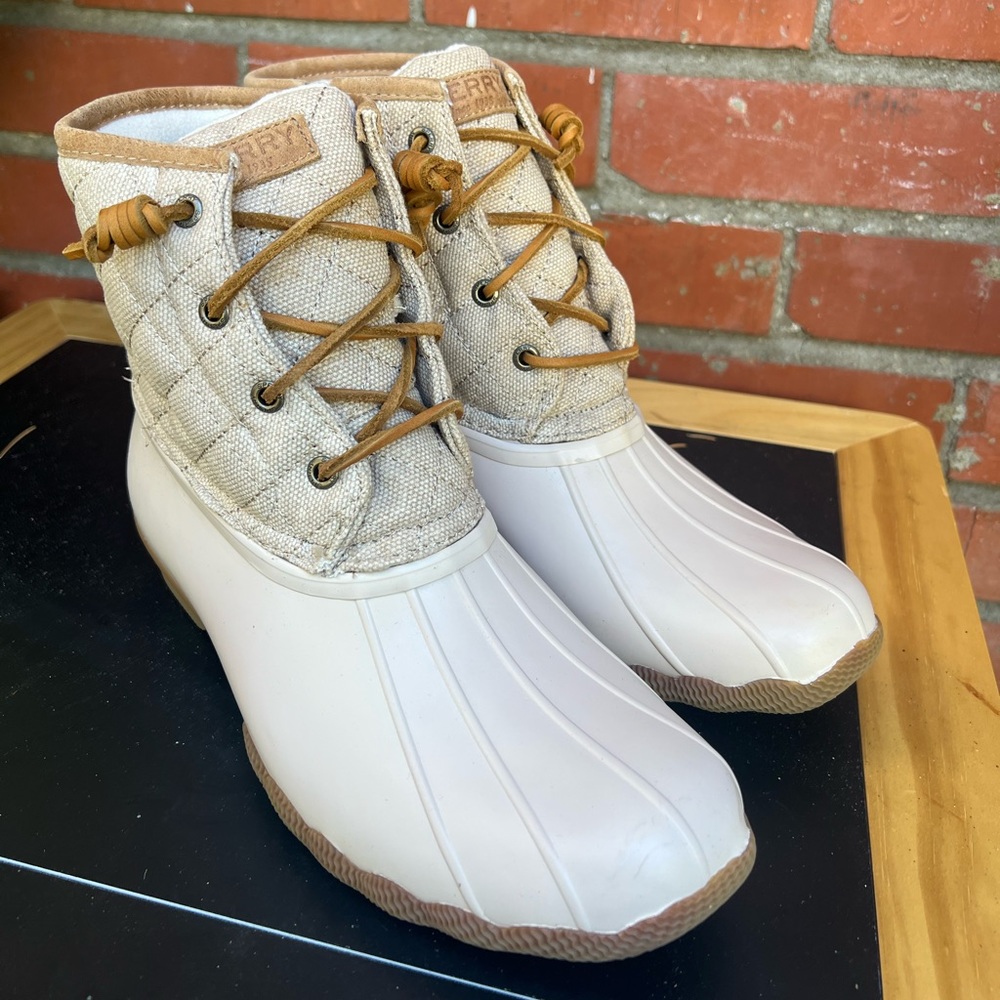 Sperry Rainboots